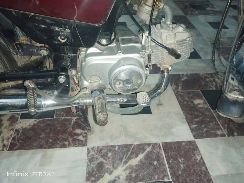 Honda cd 70 urgent sale 9