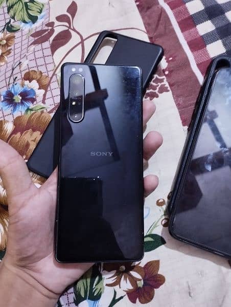 Xperia I mark ll & infinix hot 8 7