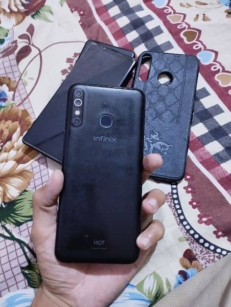 Xperia I mark ll & infinix hot 8 9