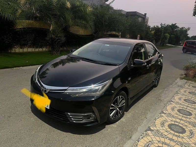 Toyota Corolla Altis 2017 4