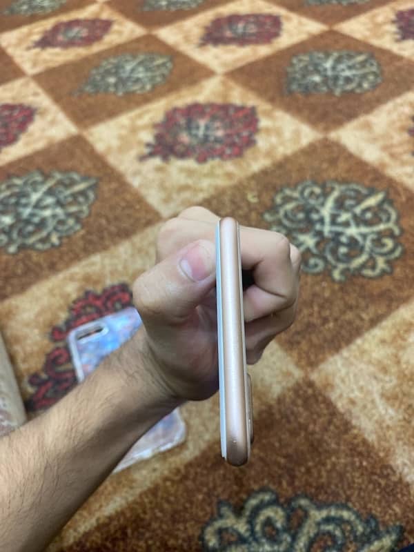 iphone 8plus 256 GB non pta 5