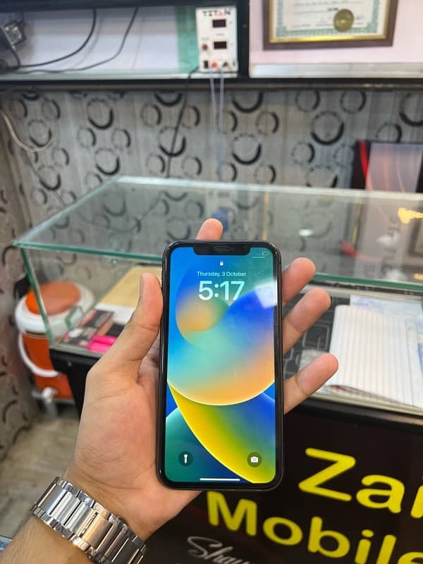 iphone 11 64gb pta approved 1