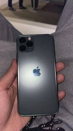 iPhone 11 pro with original box 0