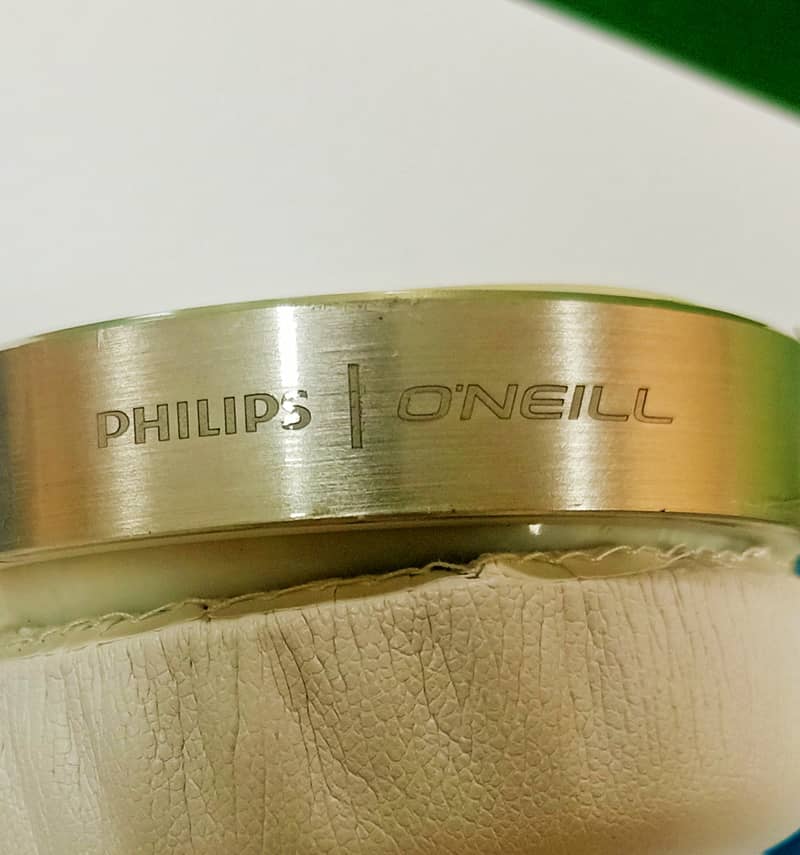 Original Phillips Headphone 16