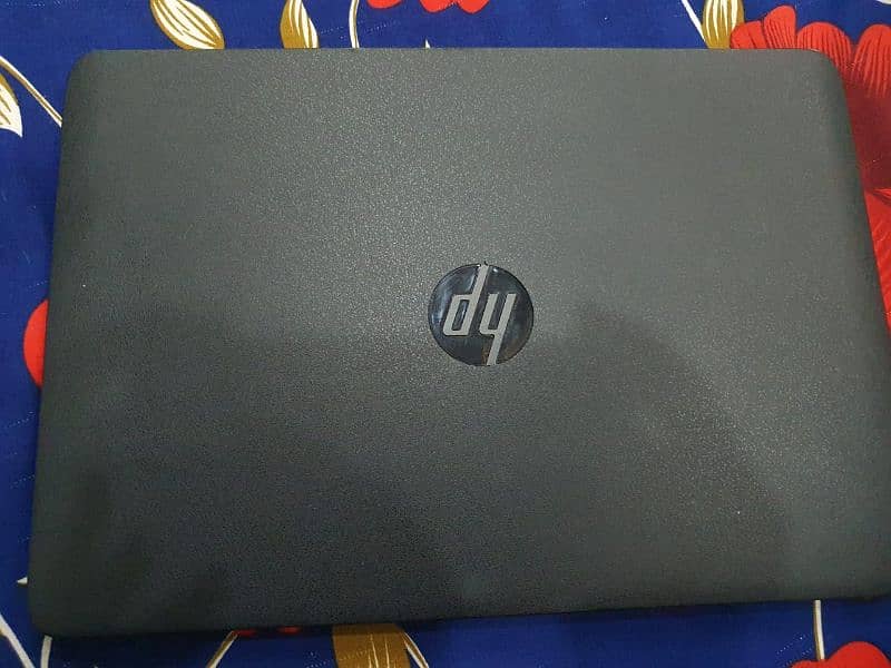 hp core i5 5th gen 9,5/10 conditon 1