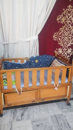 baby cot for sale