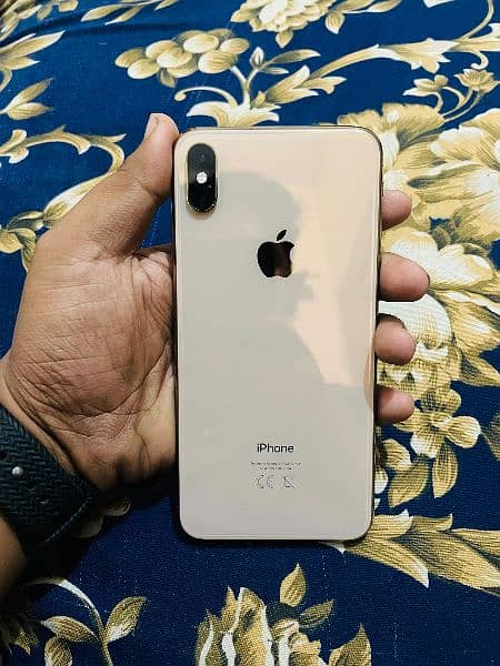 iPhone xs max 256GB factory unlocked 3