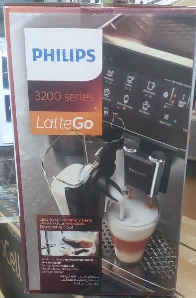 PHILIPS COFFEE MAKER AUTOMATIC LATTE 3200 SERIES 3246/70 1