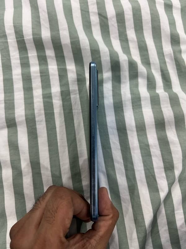 VIVO V23e 8Gb+128GB just like new 4