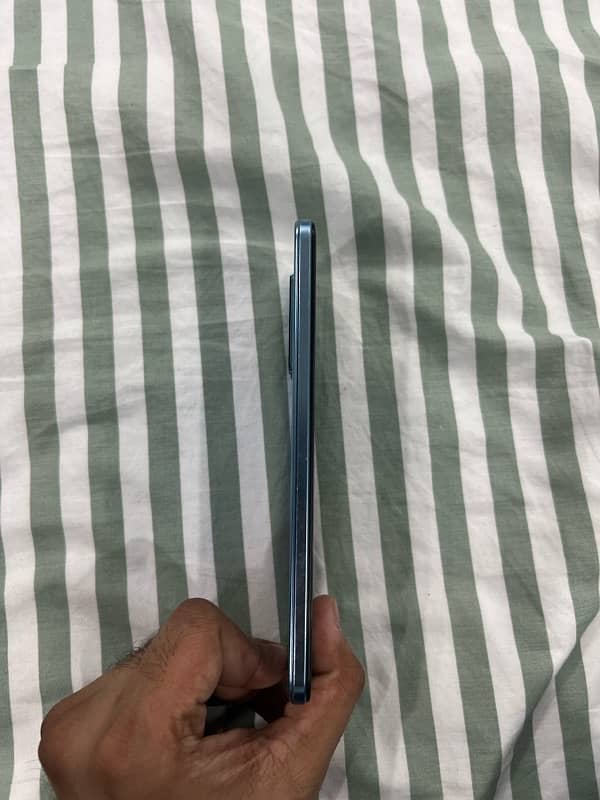 VIVO V23e 8Gb+128GB just like new 5