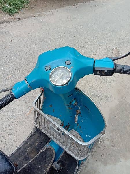 Genion vespa for sale 2