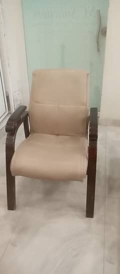 4 Pair of light brown chairs