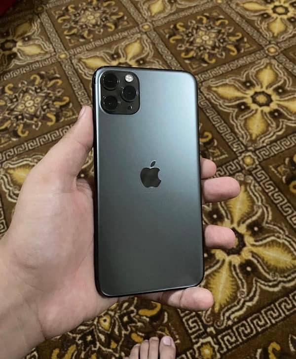 iphone 11 pro max 1