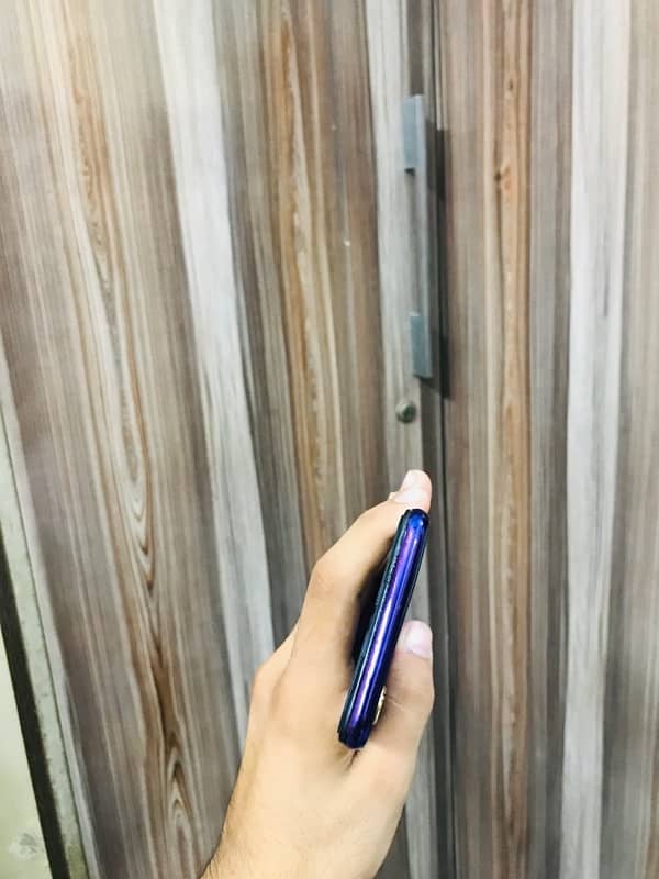 Vivo S1 4/128 (with Box) 3