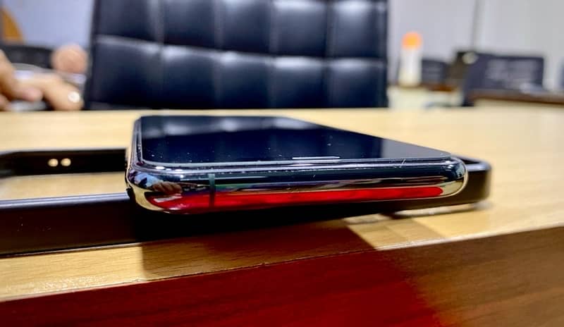 Iphone 11 pro pta approved 5