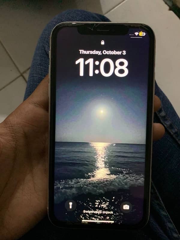 Iphone 11 64 GB Factory Unlocked Non PTA 1