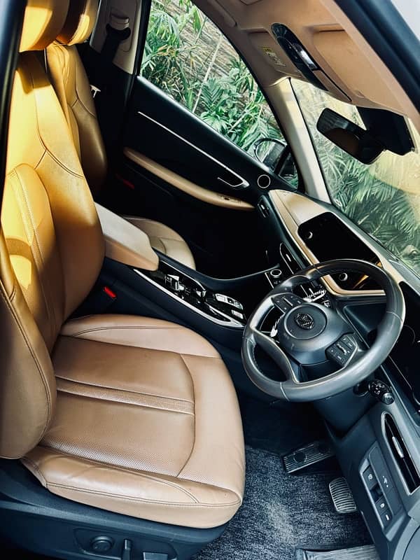 Sonata 2.5 for sale in lahore 2022 model 1