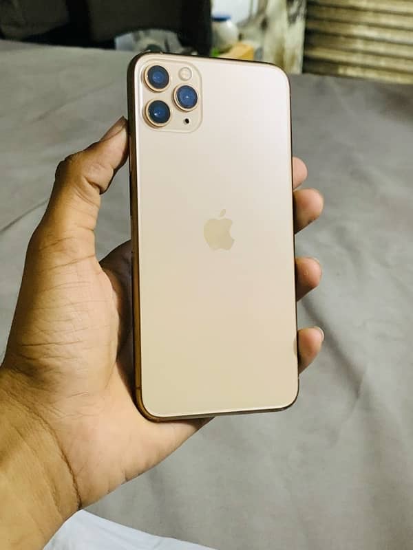 iPhone 11 pro Max [ Exchange possible ] 6