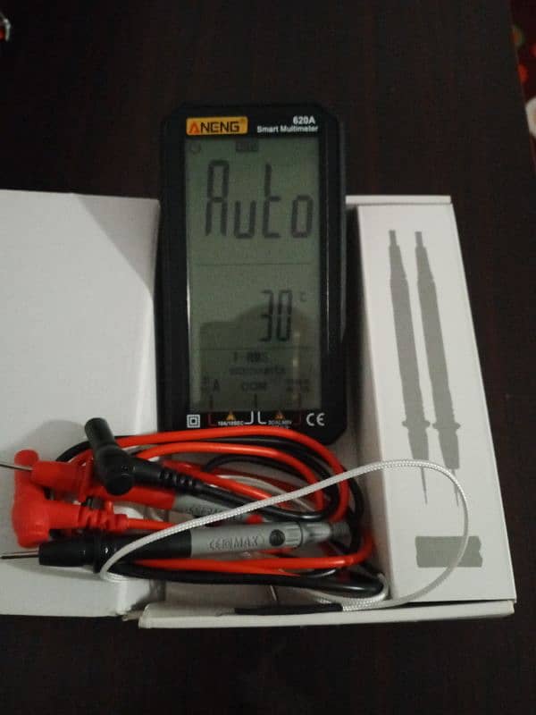 Multimeter Digital 2