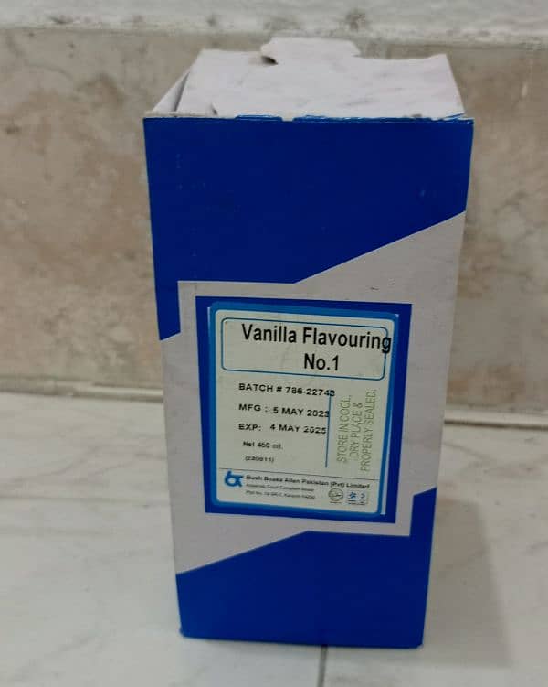 Cake making added flavour Vanila 7