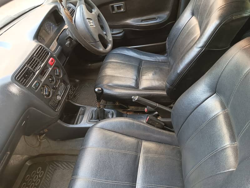 Honda City IDSI 2000 Manual transmission 7