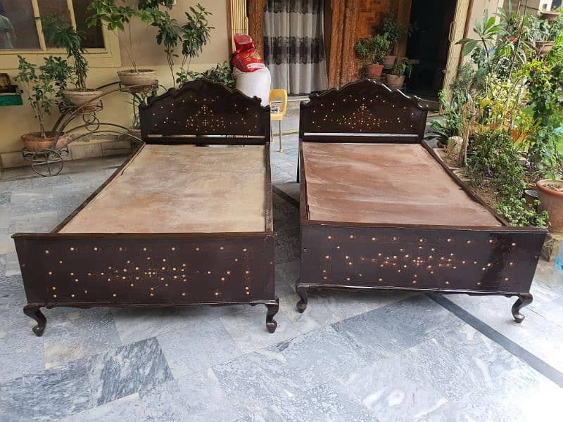 single bed for sale 0