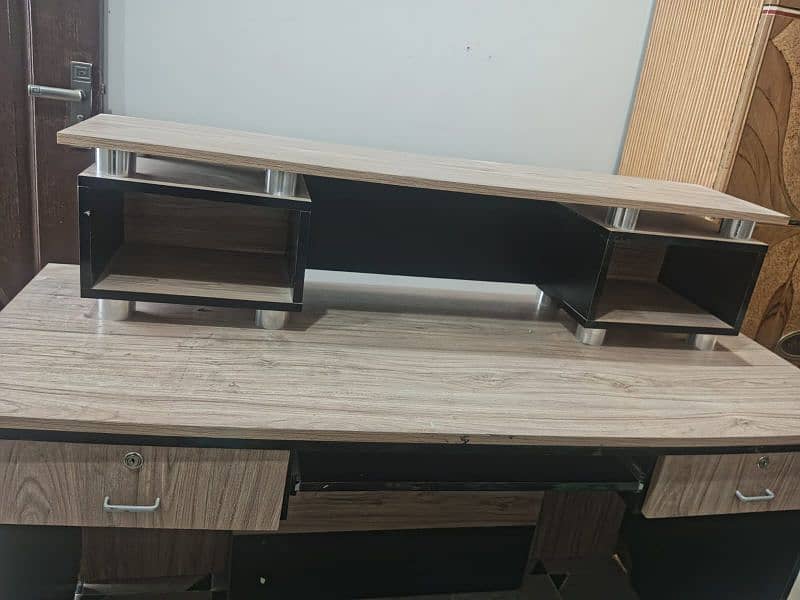 wooden counter 3