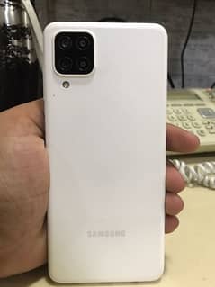 samsung a12 urgent sale 10/9 condition no scratches only one hand use