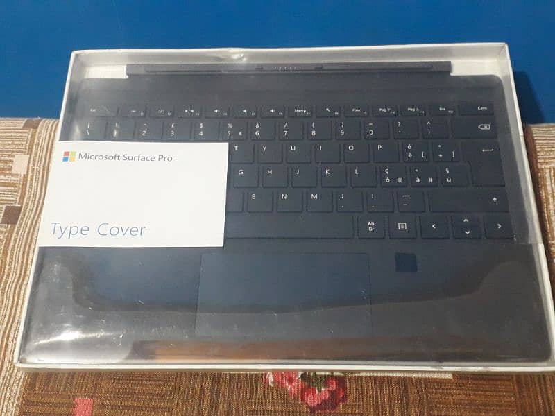 Surface Finger Print Keyboard Pro 7 1