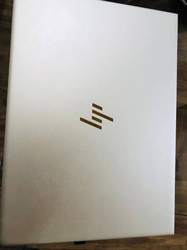 HP Elite book 830 G6 1