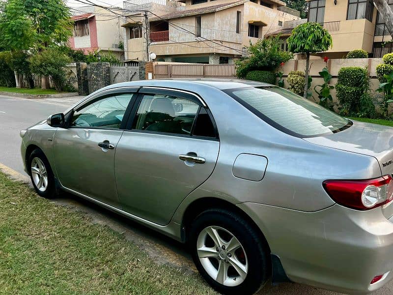 Toyota Corolla GLI 2013 1