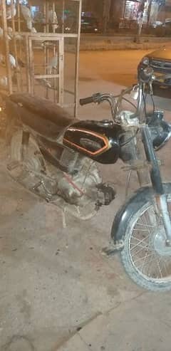 Rs 35000 modil 81 Honda 70cc karachi Anambra