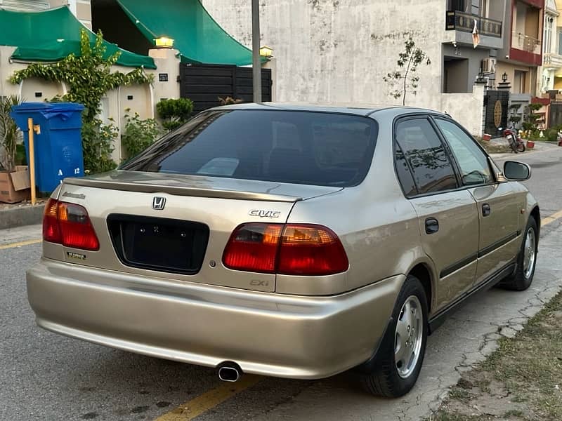 Honda Civic 2000 EXI Prosmatec in Excellent Conditon. 4