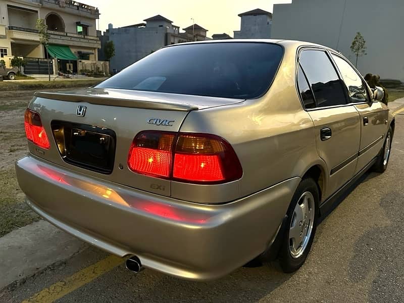 Honda Civic 2000 EXI Prosmatec in Excellent Conditon. 7