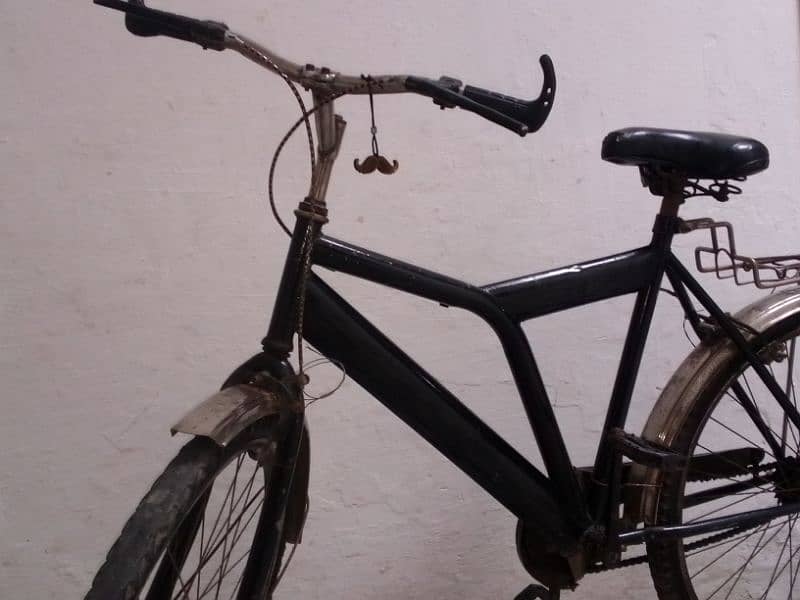 Black cycle At cheap price 0