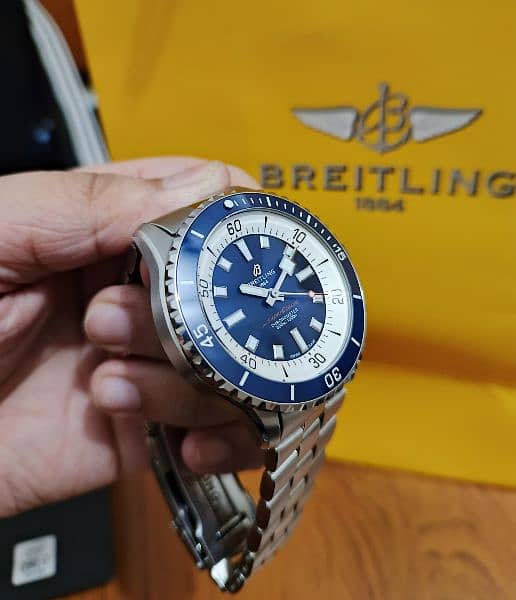 Breitling Superocean Automatic 42mm Watch 4