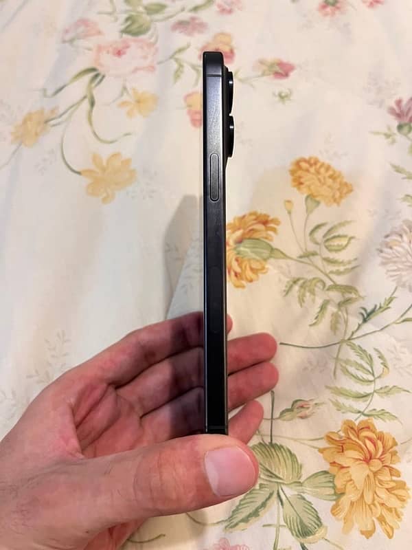 iphone 15 pro max 1tb non pta 4