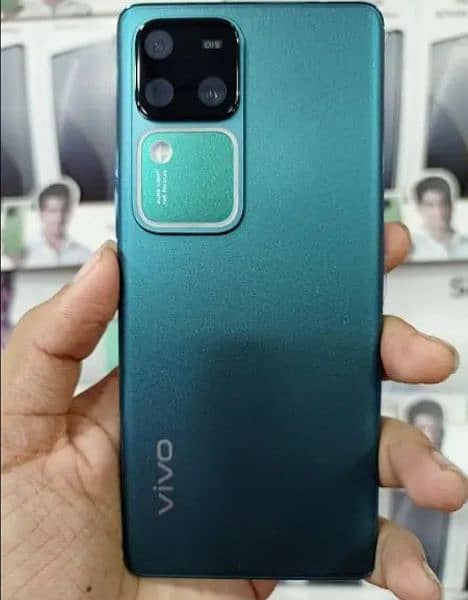 vivo v30 1