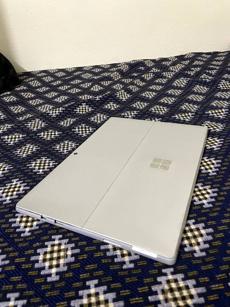 SURFACE PRO 6 I5-8TH generation 4