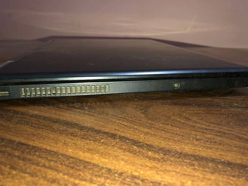 DELL Latitude E5550 i5-5th 4