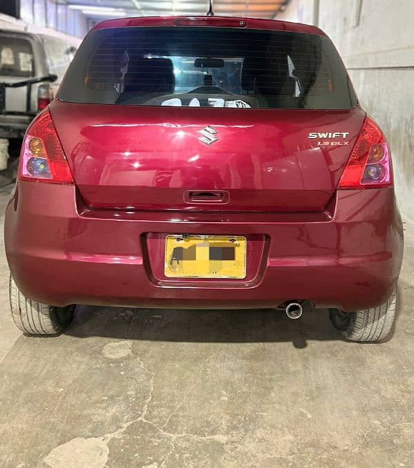 Suzuki Swift DLX 1.3 2011 7