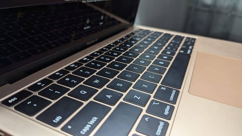 APPLE MACBOOK AIR 2019 2