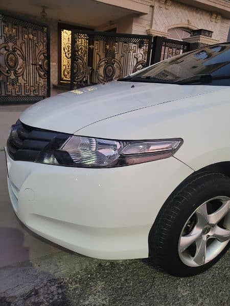 Honda City 2014 batter than Corolla XLI, GLI, Civic, Vitz, Swift 4