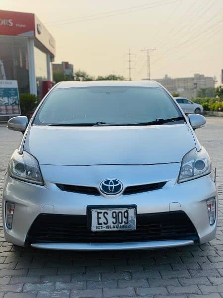 Toyota Prius 2012 9