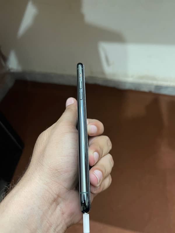 iphone 11 pro max non pta 5