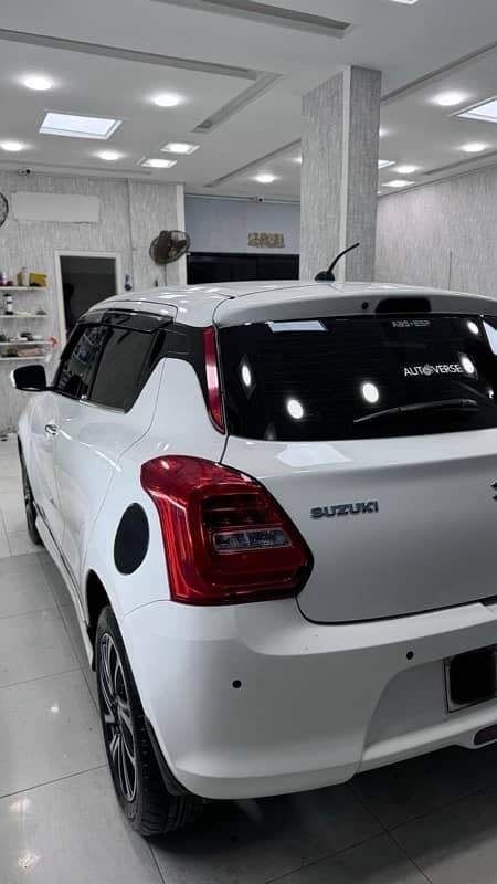 Suzuki Swift 2023 glx 4