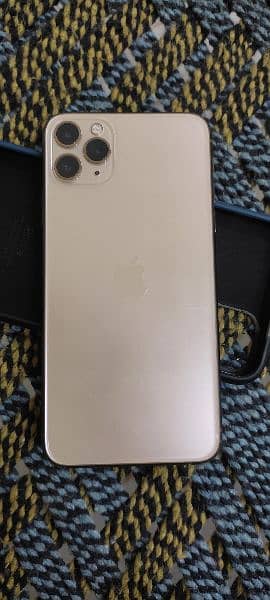 iphone 11 pro max Gold color 256gb 0