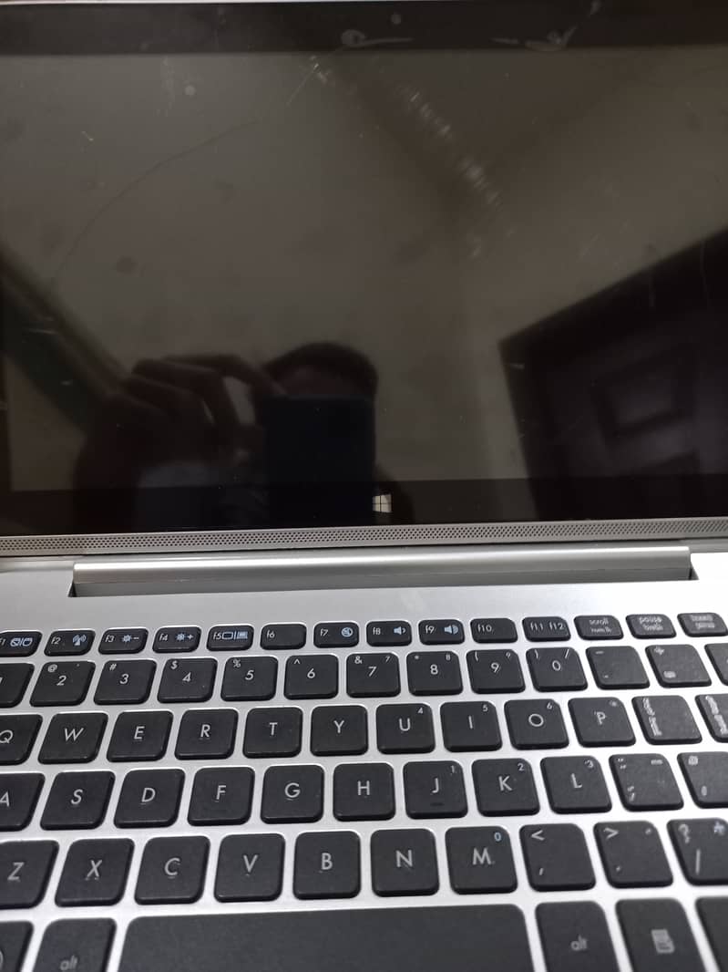 Used haier laptop in good condition  available for sale 1