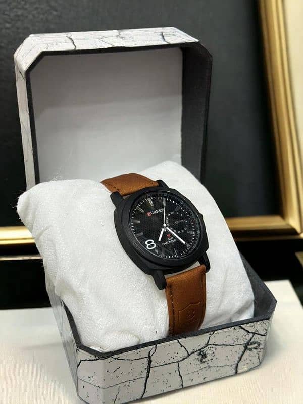 Man leather Strap Watch 0