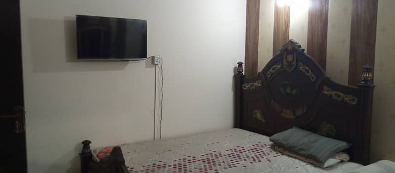 325 sq ft 2nd floor fully furnished flat for rent in johar town phase 2 4